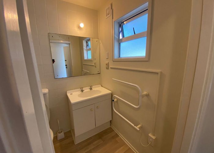 at 6/83 Lake Road, Devonport, North Shore City, Auckland