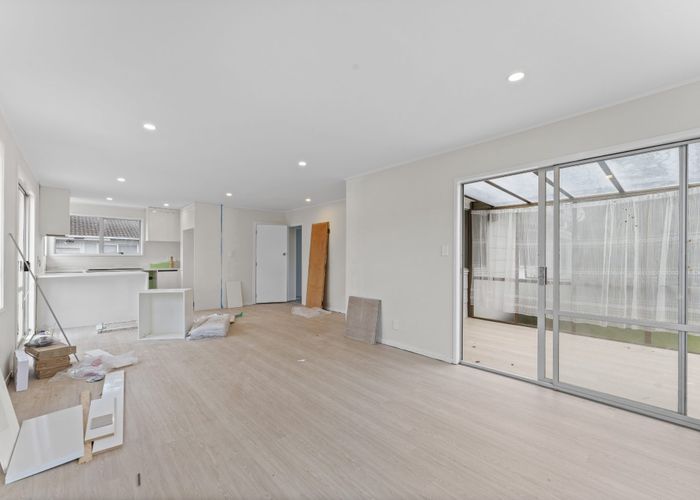  at 30 Becker Drive, Weymouth, Manukau City, Auckland