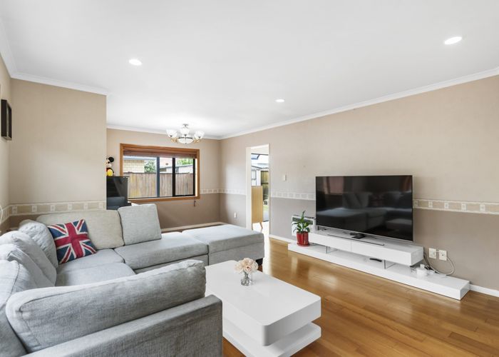  at 73 Meadowland Drive, Somerville, Auckland