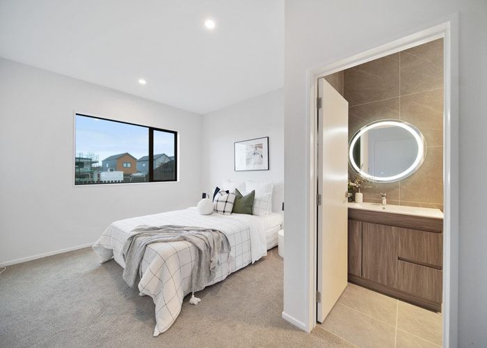  at 3 Farranfore Road, Opaheke, Papakura, Auckland