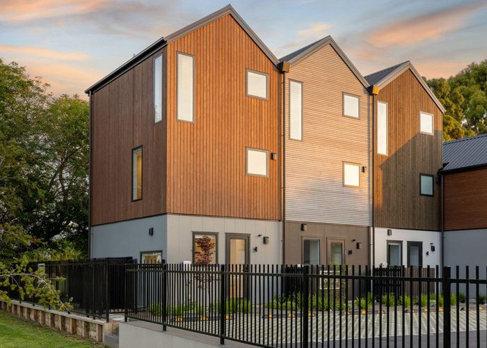  at 7 Malaga Crescent, Harewood, Christchurch City, Canterbury