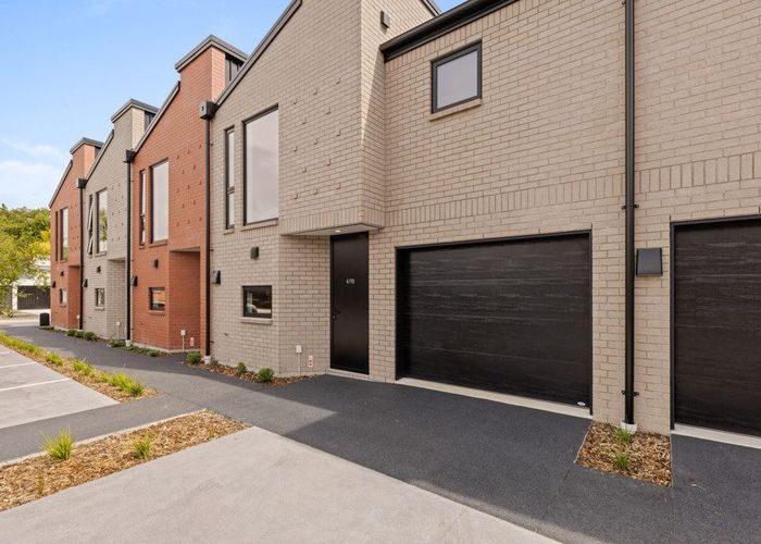  at 3 Bedroom/88 Holly Road, St. Albans, Christchurch City, Canterbury