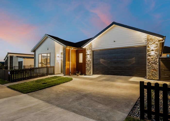  at 22 Tipu Crescent, Milldale, Rodney, Auckland