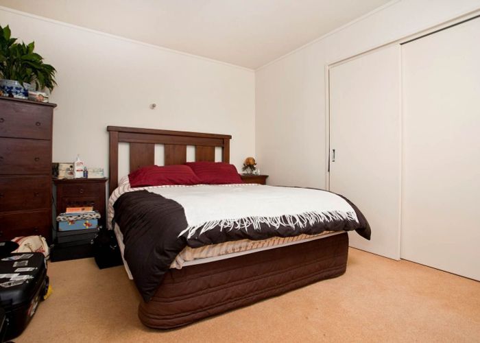  at 31B Nutsey Avenue, Northcote, North Shore City, Auckland