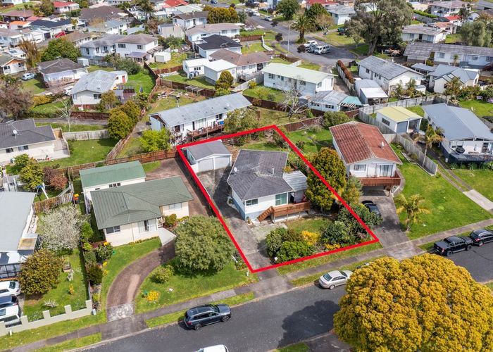  at 13 Blanche Way, Half Moon Bay, Auckland
