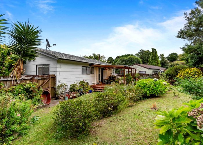  at 50 Aronia Way, Goodwood Heights, Auckland