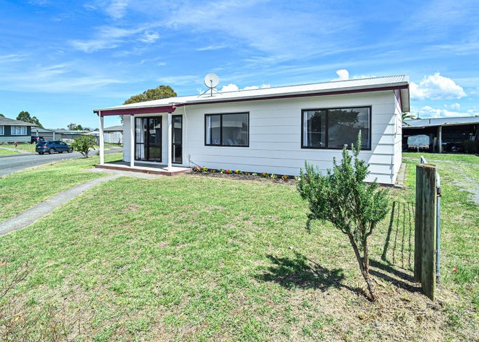 at 3 Holmes Place, Flaxmere, Hastings, Hawke's Bay