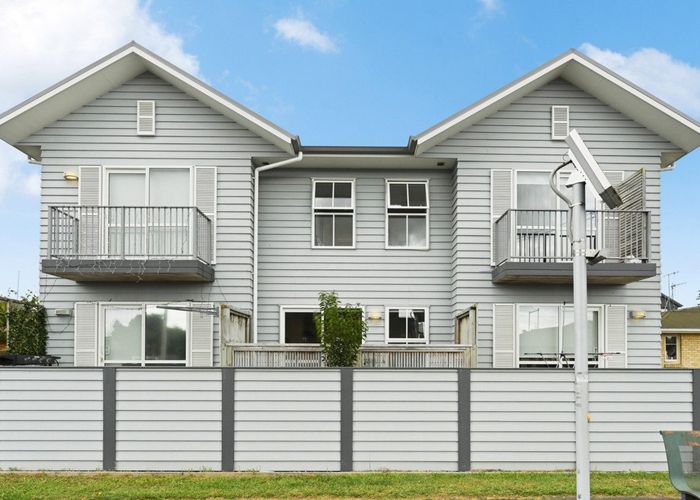  at 2/75 Cameron, Hamilton East, Hamilton, Waikato