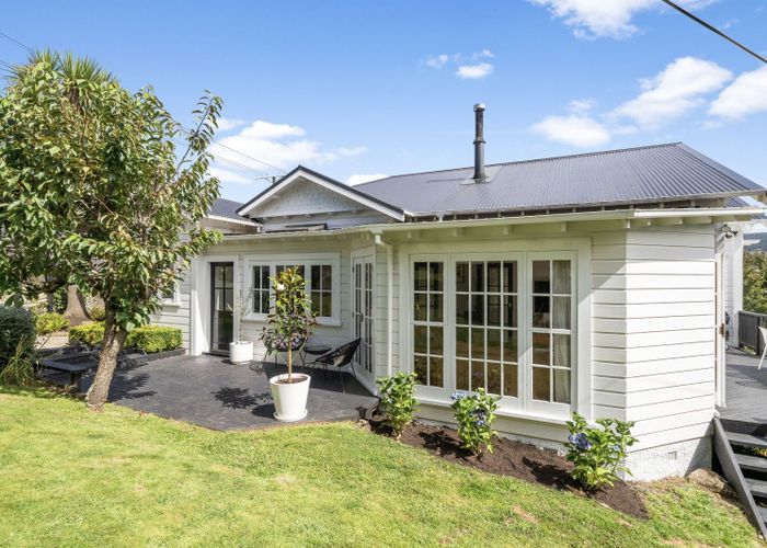  at 15 Northview Crescent, Belleknowes, Dunedin