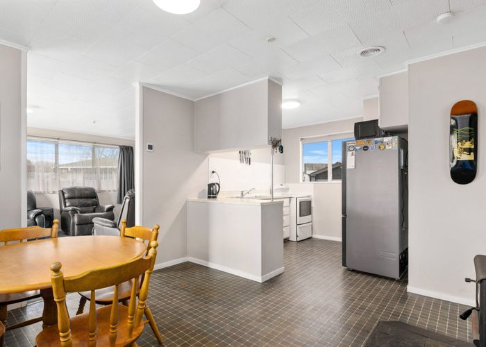  at 37 Barnard Road, Fairy Springs, Rotorua