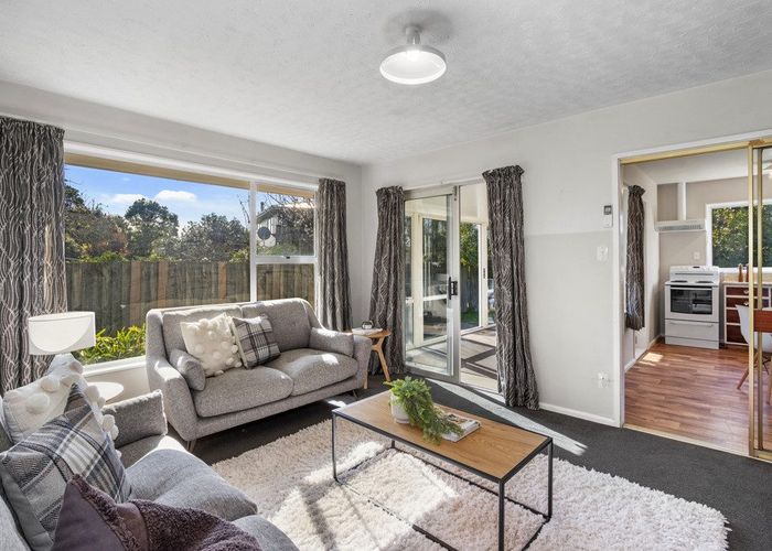  at 2/10 Bowman Place, Sockburn, Christchurch City, Canterbury