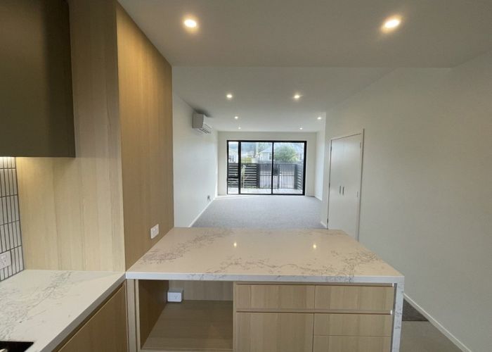  at 16B/8 Tory Street, Petone, Lower Hutt, Wellington