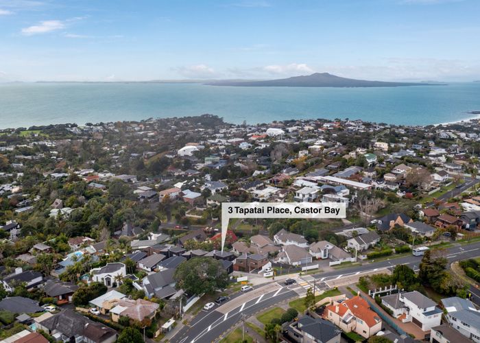  at 3 Tapatai Place, Castor Bay, North Shore City, Auckland