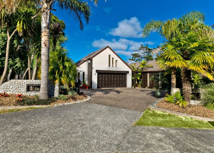 at 18 Shelter Drive, Greenhithe, Auckland
