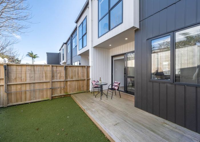  at 38 The Boulevard, Sunnyhills, Manukau City, Auckland