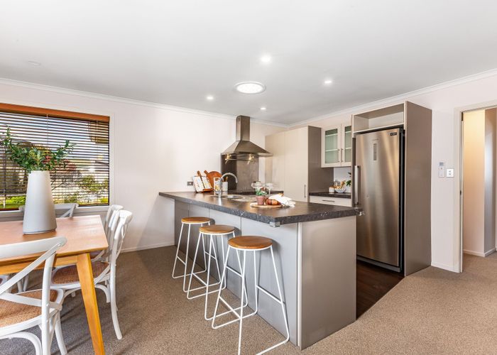  at 5 Paparoa Crescent, Aotea, Porirua, Wellington