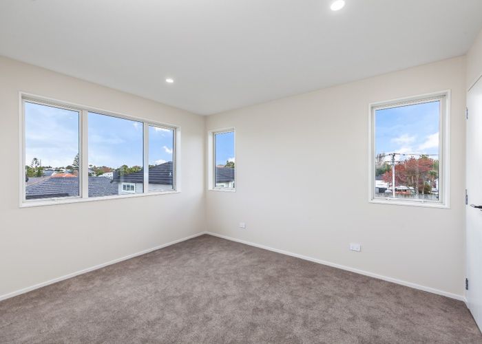  at 3B Tui Street, Belmont, North Shore City, Auckland