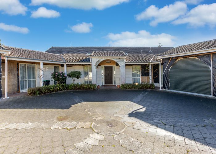  at 10 Balmoral Lane, Redcliffs, Christchurch