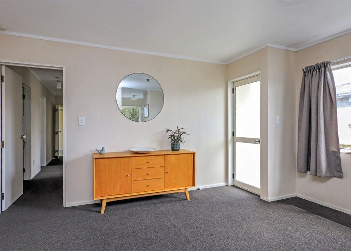  at 6A Howard Road, Taradale, Napier