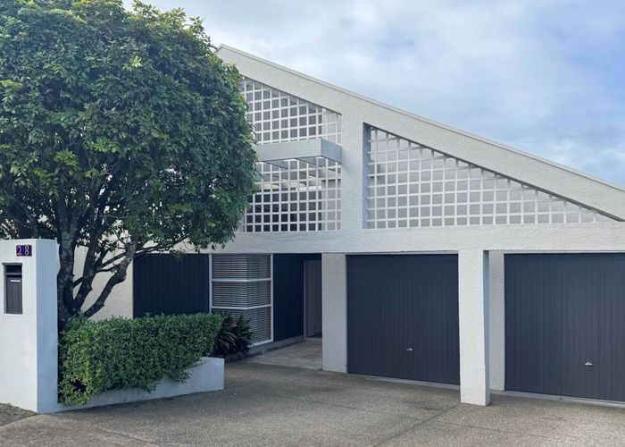  at 28 Merani Street, Narrow Neck, Auckland