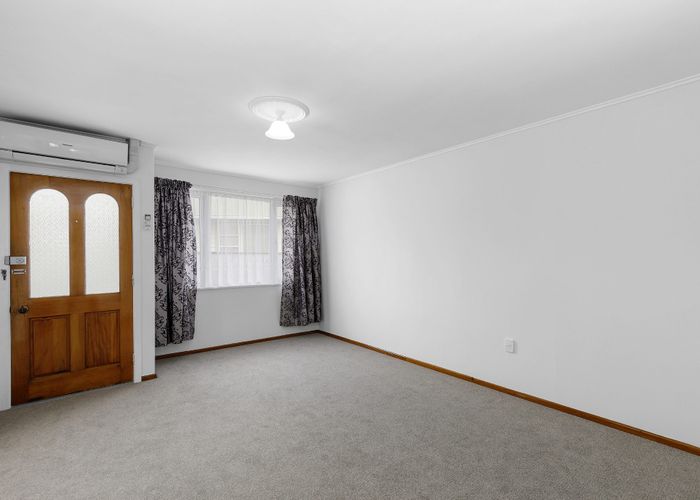  at 8A Stamford Grove, Avalon, Lower Hutt, Wellington