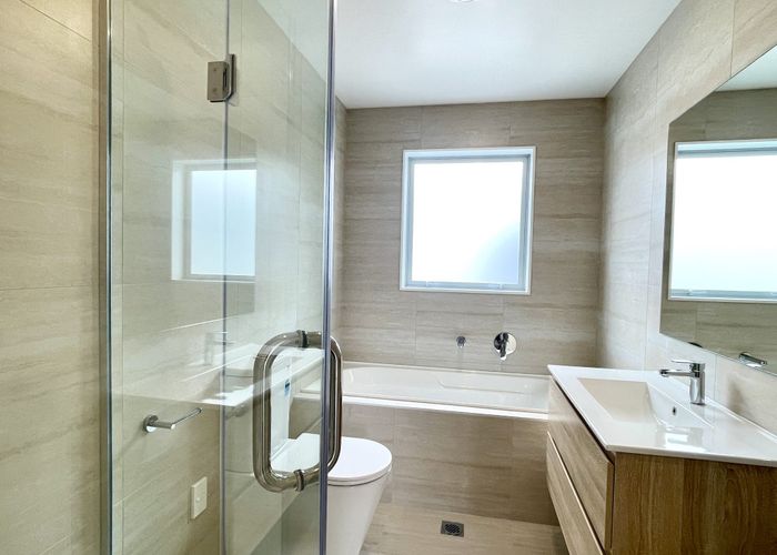  at 25A Dianne - Louise Drive, Half Moon Bay, Manukau City, Auckland