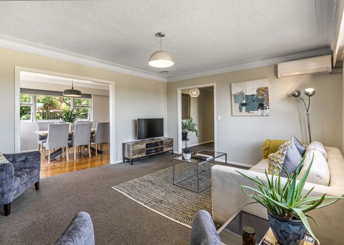  at 279 Glengarry Road, Glen Eden, Auckland