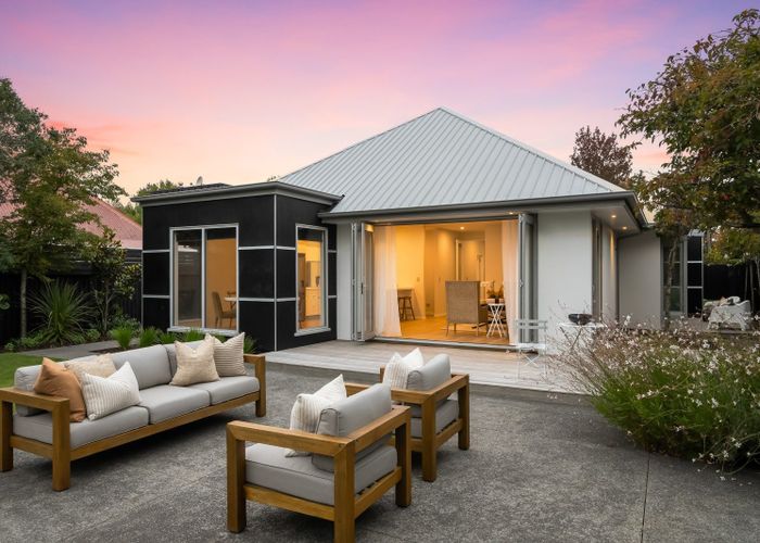  at 97 Tomes Road, St. Albans, Christchurch City, Canterbury