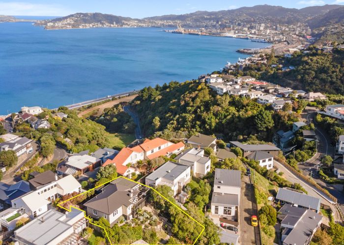  at 1B Shalimar Crescent, Khandallah, Wellington