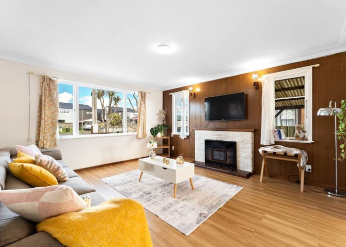  at 9 Harry Ward Place, Henderson, Waitakere City, Auckland