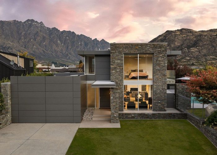  at 9 Stewart Street, Frankton, Queenstown-Lakes, Otago