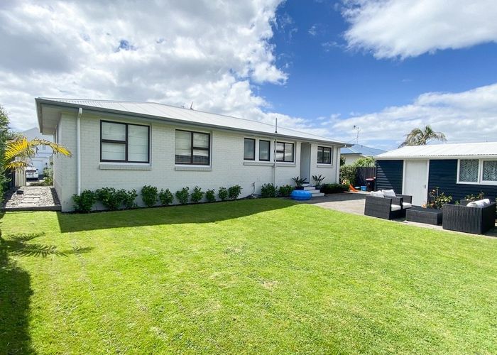  at 18 Gordon Road, Mount Maunganui, Mount Maunganui