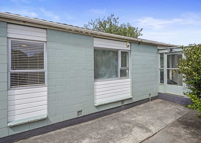  at 1/14 Kawau Crescent, Bromley, Christchurch