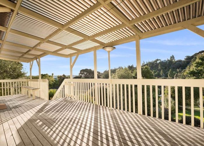  at 13 Island Bay Road, Beach Haven, North Shore City, Auckland