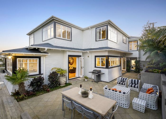 at 46 Seaview Avenue, Northcote, Auckland