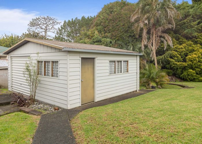  at 25 Beaubank Road, Kelston, Waitakere City, Auckland