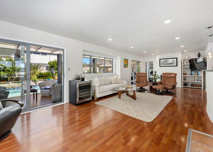  at 1/66 Browns Bay Road, Rothesay Bay, North Shore City, Auckland