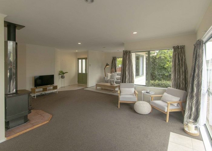  at 527 Main North Road, Bay View, Napier
