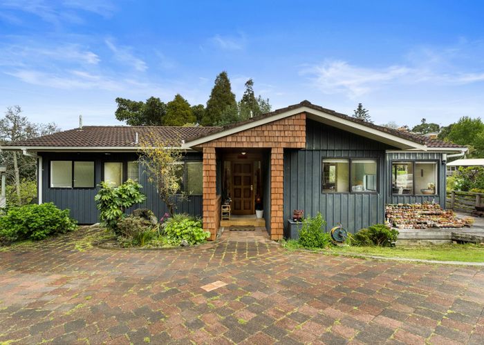  at 76 Cheriton Road, Mellons Bay, Auckland