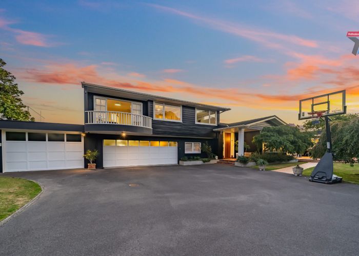  at 17A Military Road, Boulcott, Lower Hutt