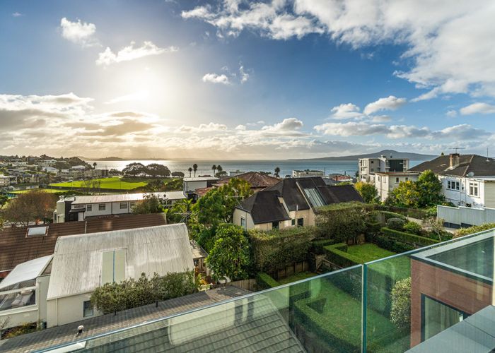  at 3/10 Kaimata Street, Saint Heliers, Auckland City, Auckland