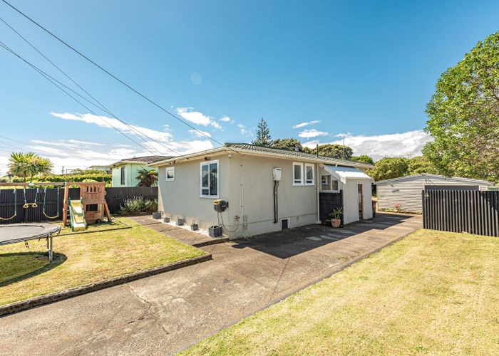  at 106 Karaka Street, Castlecliff, Whanganui