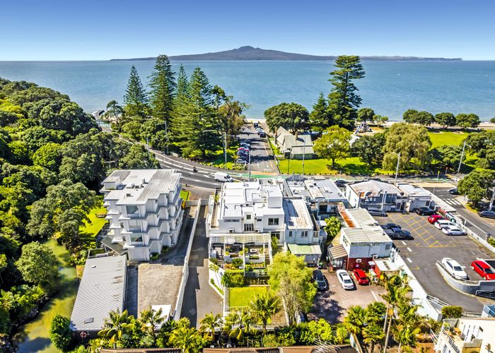  at 1/31 Tamaki Drive, Mission Bay, Auckland