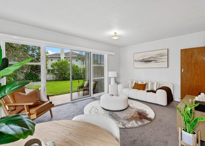  at 3/133 Shakespeare Road, Milford, North Shore City, Auckland