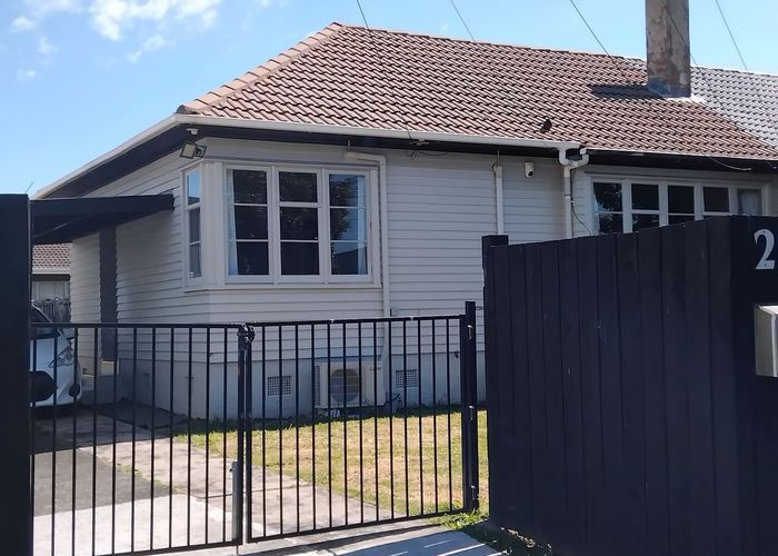  at 2 Coleman Avenue, Mount Roskill, Auckland City, Auckland