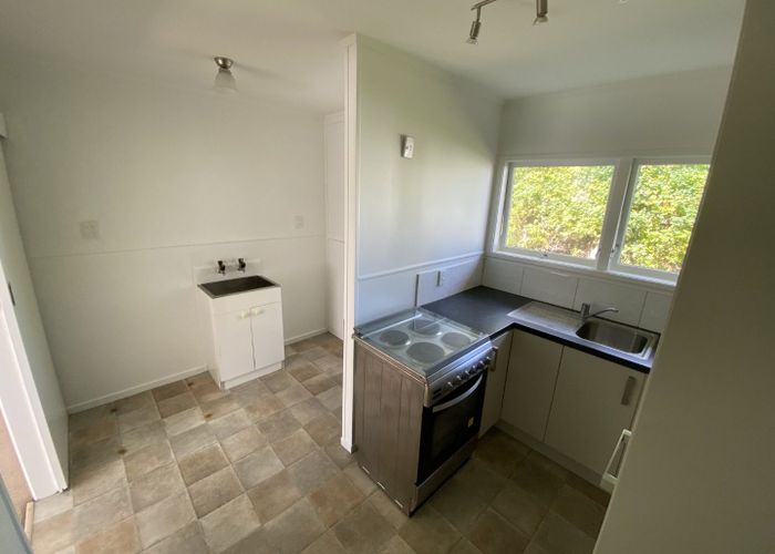  at 4/2 Henley Road, Mount Eden, Auckland City, Auckland