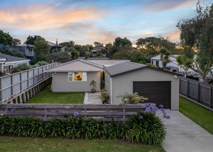  at 2 Martin Road, Paraparaumu Beach, Kapiti Coast, Wellington
