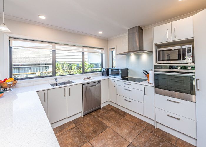  at Unit 8/2 Caversham Road, Westmere, Whanganui, Manawatu / Whanganui