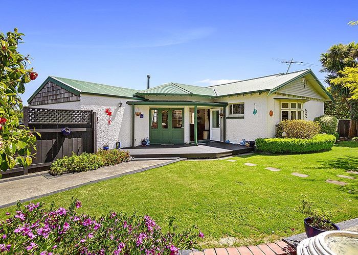  at 52 Birdwood Road, Waterloo, Lower Hutt