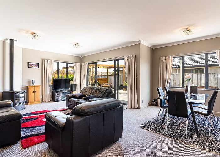  at 33 Washington Parade, Milson, Palmerston North